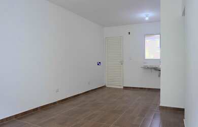 Imagem 4: Sobrado em Condomínio fechado em Cotia com portaria 24h, 2 dormitórios, garagem e quintal