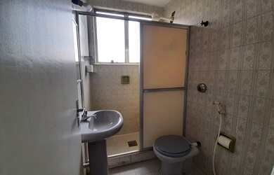 Imagem 4: Apartamento para venda/al com 56 metros quadrados com 1 quarto em Pitangueiras - Rio de Ja