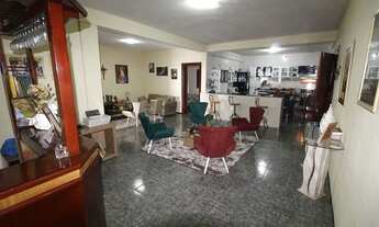 Imagem 6: Excelente casa comercial, ideal para o seu negócio com 4 quartos sendo 2 suítes, wc social