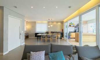 Imagem 4: Apartamento para venda possui 203 metros quadrados com 4 quartos em Itaim Bibi - São Paulo