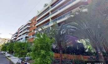 Imagem 1: Apartamento na Rivieira ,com 4 dormitorios,2 suítes,3 banheiros.130 metros.,2 vagas de gar