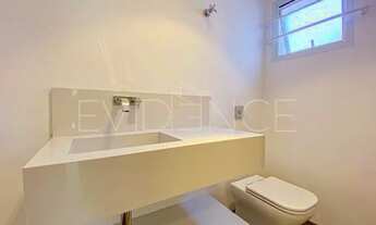 Imagem 4: Sobrado á venda com 4 dormitórios e 4 vagas de garagem