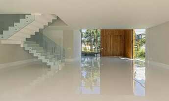 Imagem 2: Casa para venda tem 900 metros quadrados com 5 quartos em Barra da Tijuca - Rio de Janeiro