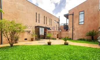 Imagem 6: Casa com projeto de Carlos Bratker com infraestrutura completa