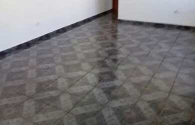 Imagem 2: Alugo casa de fundos, ótima localização