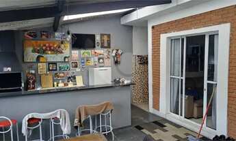 Imagem 2: Excelente edifício para Renda ou Comércio. COM SALÃO COMERCIAL E DUAS CASAS NO CENTRO DE