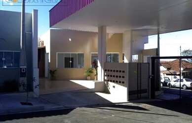 Imagem 2: Casa com 2 dormitórios em condomínio no Sta Edwiges