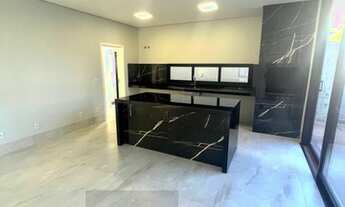 Imagem 5: Térrea de 3 suítes e escritório no Florais do Valle