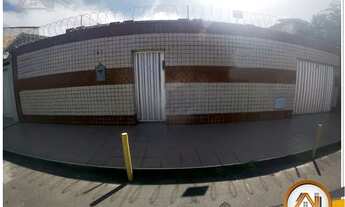 Imagem: Casa com 6 dormitórios à venda, 118 m²