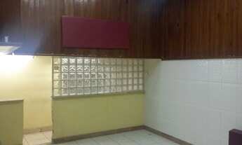 Imagem 5: PRAÇA OLAVO BILAC, MERCADO DAS FLORES, LOCALIZAÇÃO COBIÇADA