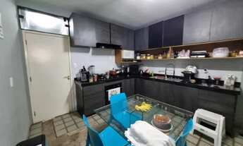 Imagem 6: Casa em Candeias com 300m2, piscina, churrasqueira e energia solar produzindo 1400kwh