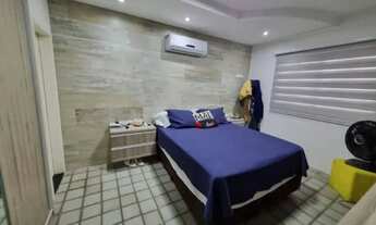 Imagem 3: Casa em Candeias com 300m2, piscina, churrasqueira e energia solar produzindo 1400kwh