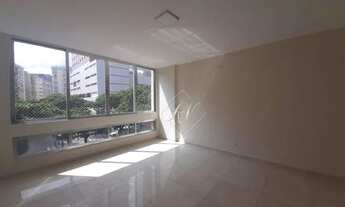 Imagem 2: PRONTO PARA MORAR E LINDO!!!! Apartamento com 4 dormitórios, frente, na quadra da Praia em