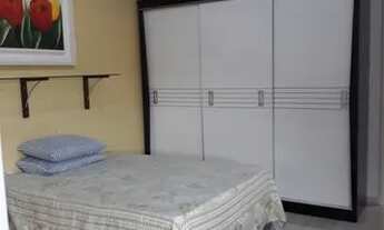 Imagem 4: Lindo sobrado com ótima localização