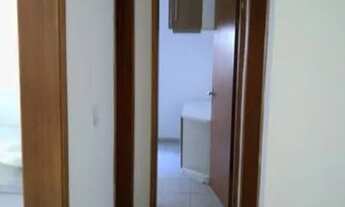 Imagem 6: Apto térreo , cond Flávia Fernanda, 2 dorms , 1 vaga , armário quarto