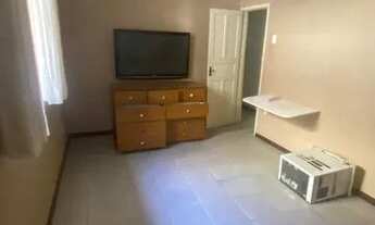 Imagem 6: Casa de 3 quartos e garagem para 3 carros na Rua Comendador Siqueira com 1 suíte , 2 cozin