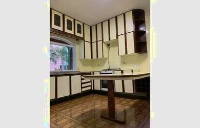 Imagem 5: Sobrado com 9 Quartos à Venda, 500m²