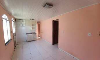 Imagem 2: Baixou De 135 mil por apenas 100.000, Casa com 2 quartos, quintal, 2 vgs garagem, Bairro N