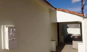 Imagem 4: Casa independente com 2 quartos, sala , cozinha, banheiro, lavanderia e quintal Vila Re