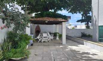 Imagem 6: Apartamento para venda possui 176 metros quadrados com 4 quartos