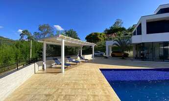 Imagem 2: Maravilhosa casa no condomínio Alpes de Guararema