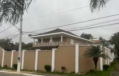 Imagem 2: Casa alto pardrão bolsão de interlagos 3 suites 4 vagas de garagem locação