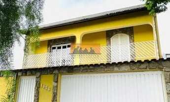 Imagem: Casa para aluguel, 4 quartos, 2 suítes