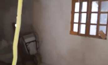 Imagem 6: Vendo em obras Casa com 1 dormitório