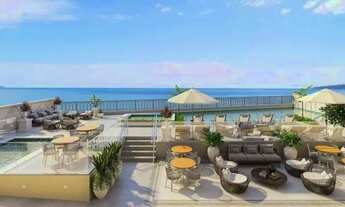 Imagem 1: Espetáculo de lançamento poucos passos do mar