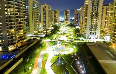 Imagem 2: Apartamento para venda tem 80 metros quadrados com 2 suítes na Barra Olímpica/RJ