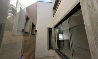 Imagem 7: Horto Florestal Villagio! Casa nova, pé direito alto, ampla, arejada!