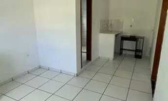 Imagem 5: Alugo casa em Benfica na rua principal