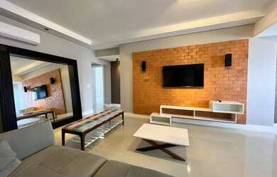 Imagem 2: Apartamento Vista Mar 3 Suítes Mobiliado e Decorado Para Locação Anual na/Barra Sul em Bal