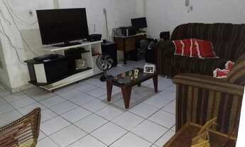 Imagem: Vende-se/ Aluga-se uma casa com ponto comercial