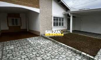 Imagem: Casa com 5 dormitórios à venda, 194 m²