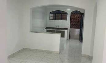 Imagem 5: Casa com 3 Quartos, 150 m² - aluguel por R$ 2.950/mês ou venda por R$ 450.000 - Jardim Mar