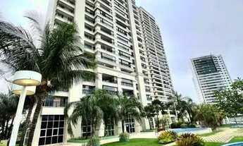 Imagem: Apartamento com 4/4 - 196m² - Solar Alta