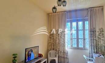 Imagem 9: NO CORAÇÃO VIBRANTE DO CENTRO DO RIO, ESTE CHARMOSO APARTAMENTO MOBILIADO PARA ALUGUEL É A