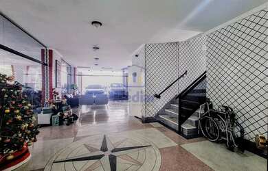 Imagem 2: Apartamento com 2 dormitórios, varanda e vista para o mar, a 100 m da Praia de Itararé !