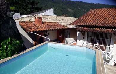 Imagem: Casa com 4 quartos à venda por R$ 1.500.000