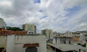 Imagem 7: Apartamento de frente com 2 quartos e vaga no Centro para venda