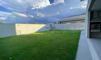 Imagem 2: Oportunidade - Casa em Condomínio - Jardim do Golfe - 279m²