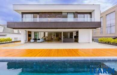 Imagem 4: CASA EM CONDOMÍNIO - RESIDENCIAL TAMBORÉ - SP