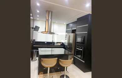 Imagem 6: Casa à Venda - Ermelino Matarazzo, 3 Quartos, 258 m2