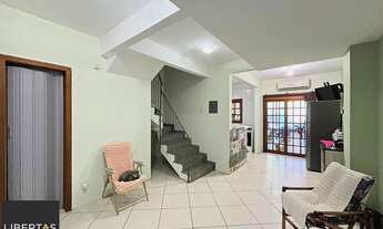 Imagem 6: Residência com 4 dormitórios sendo 1 suites no Bairro Guarujá