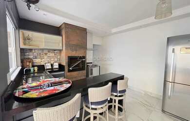 Imagem 7: Sobrado com 3 dormitórios à venda, 250 m² por R$ 1.990.000,00 - Tarumã - Curitiba/PR