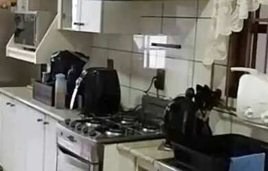 Imagem 2: Casa à venda em Igará com 310 m², 4 quartos, 1 suíte, 5 vagas