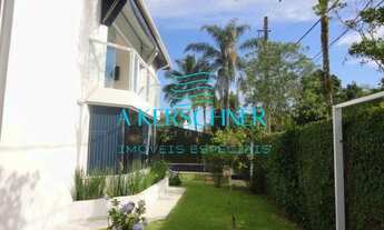 Imagem 6: MARAVILHOSA CASA COM 6 SUÍTES PARA LOCAÇÃO COM LOCALIZAÇÃO PRIVILEGIADA A APENAS 100MTS DA