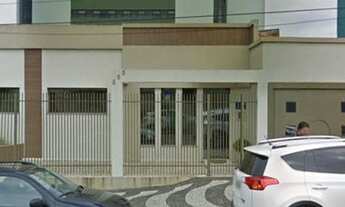 Imagem: Casa à venda em Centro