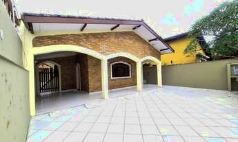 Imagem 4: Ubatuba, Centro, - Casa com 03 dormitórios sendo 1 suítes com área de lazer